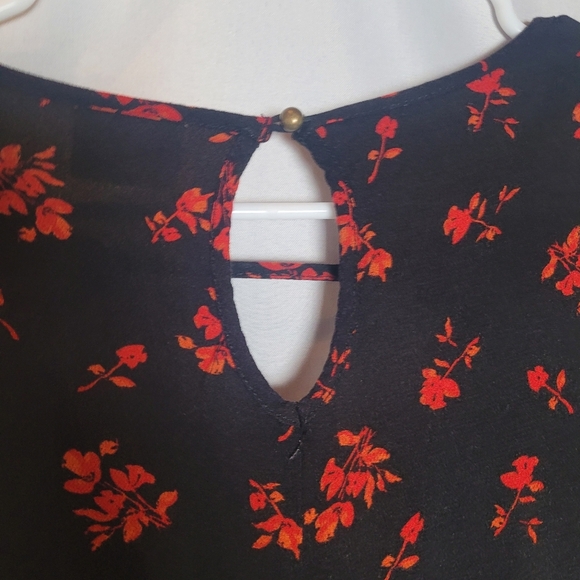 Mossimo Witchy Dark Romantic Fairy Grunge Flutter Sleeve Top Black & Red - Picture 6 of 11